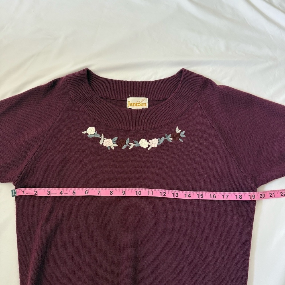 Vintage Jantzen Purple Floral Short Sleeve Sweater Top Grandma Embroidered Wool - Picture 5 of 6